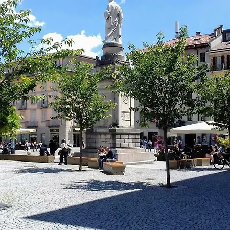 Apartment Piazza Mazzini Lake Como